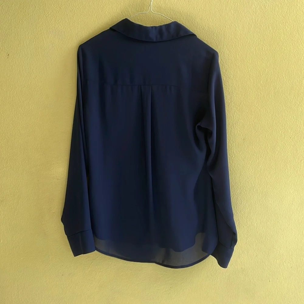 Top - Picture 4 of 4